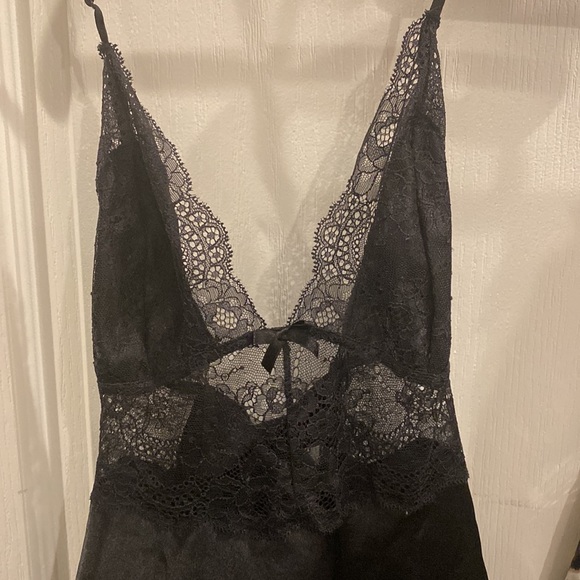 🔴SOLD🔴 Victoria’s Secret babydoll lingerie - Picture 3 of 5